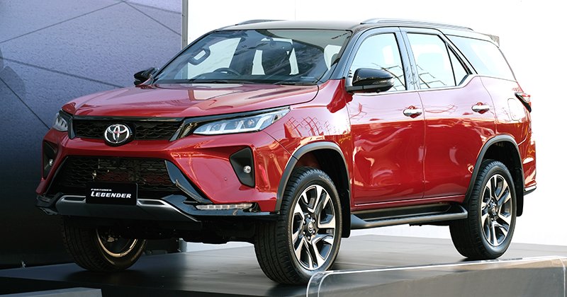 fortuner_legender_red_001.jpg.3da8f97be99d68cb609d180158f33b5b.jpg